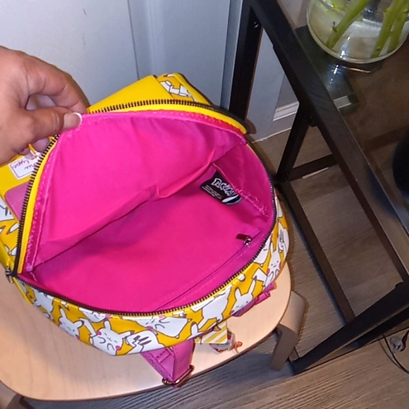 SOLD.     Pokémon Backpack (SOLD) - Picture 3 of 3